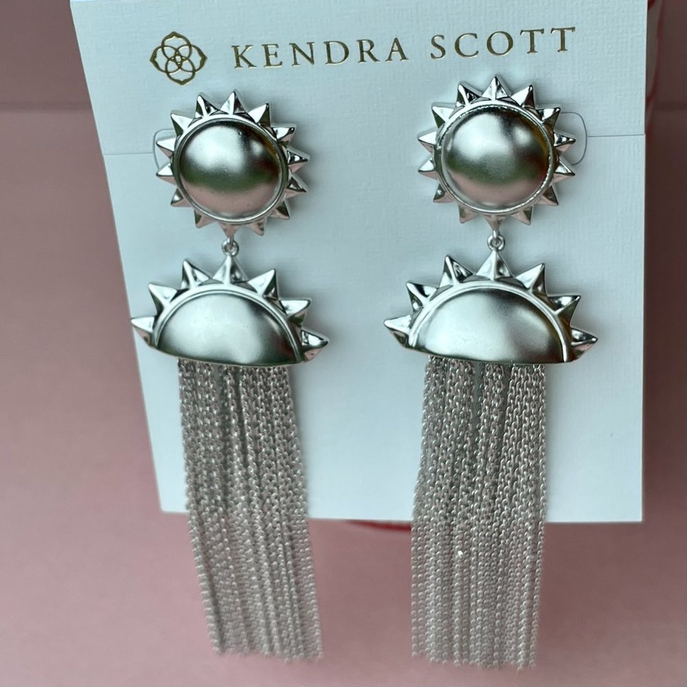 NWT Kendra Scott Sienna Sun Chain Tassle Earrings in Silver